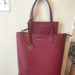 Michael Kors purse